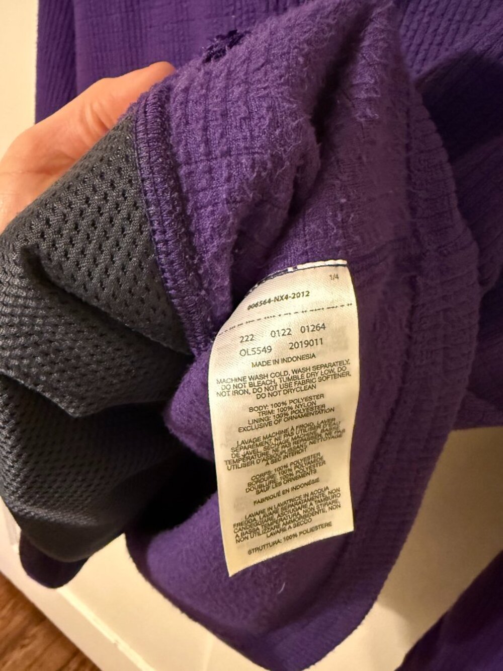Mountain Hardwear Purple Fleece Pullover w/ Hood - Picture 3 of 5